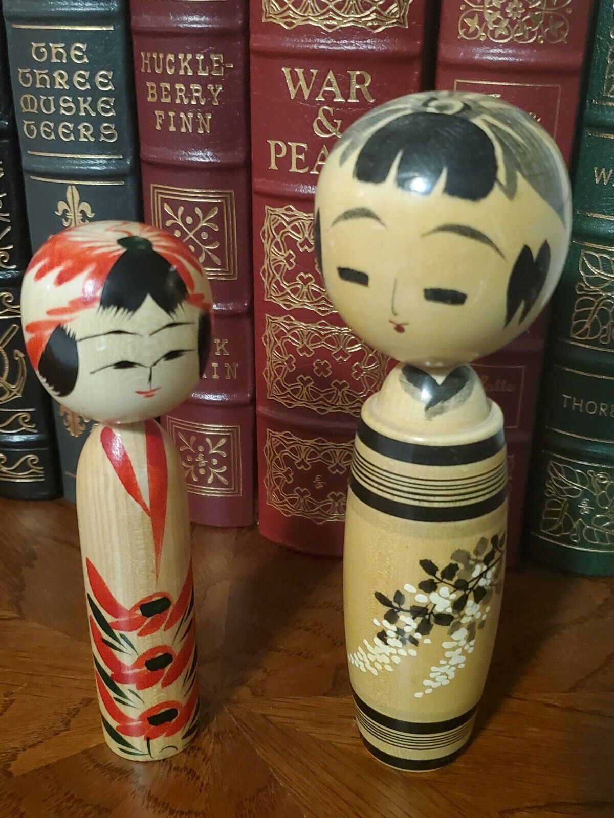 Set Of 2 Kokeshi-yamaha Japanese Wood Dolls Hand Carved & Painted