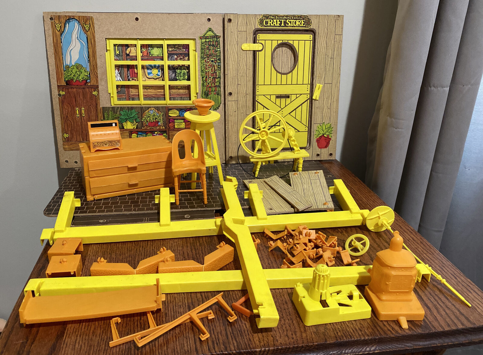 Sunshine Family Craft Store