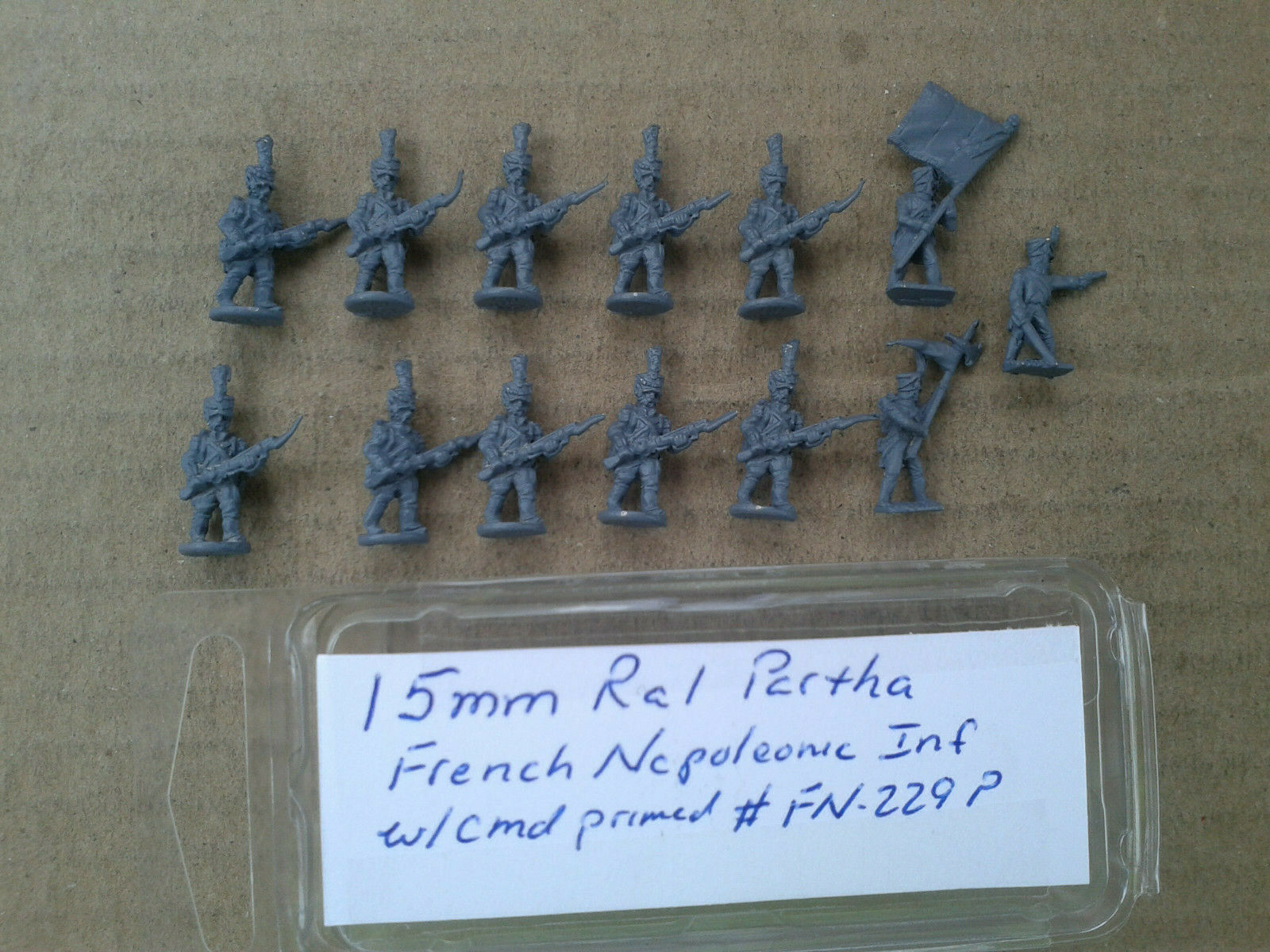 15mm Ral Partha  French Napoleonic Infantry W / Cmd Primed