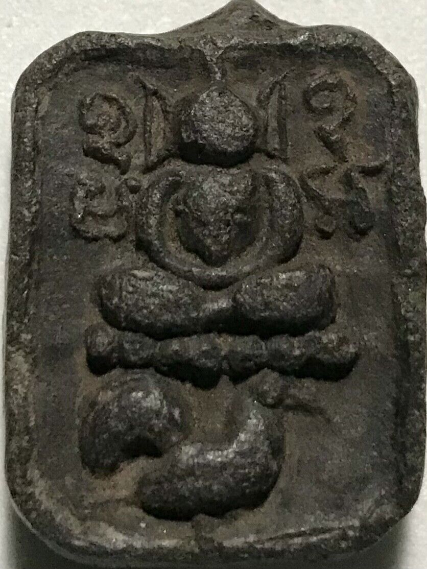 Phra Lp Pan Rare Old Thai Buddha Amulet Pendant Magic Ancient Idol#62