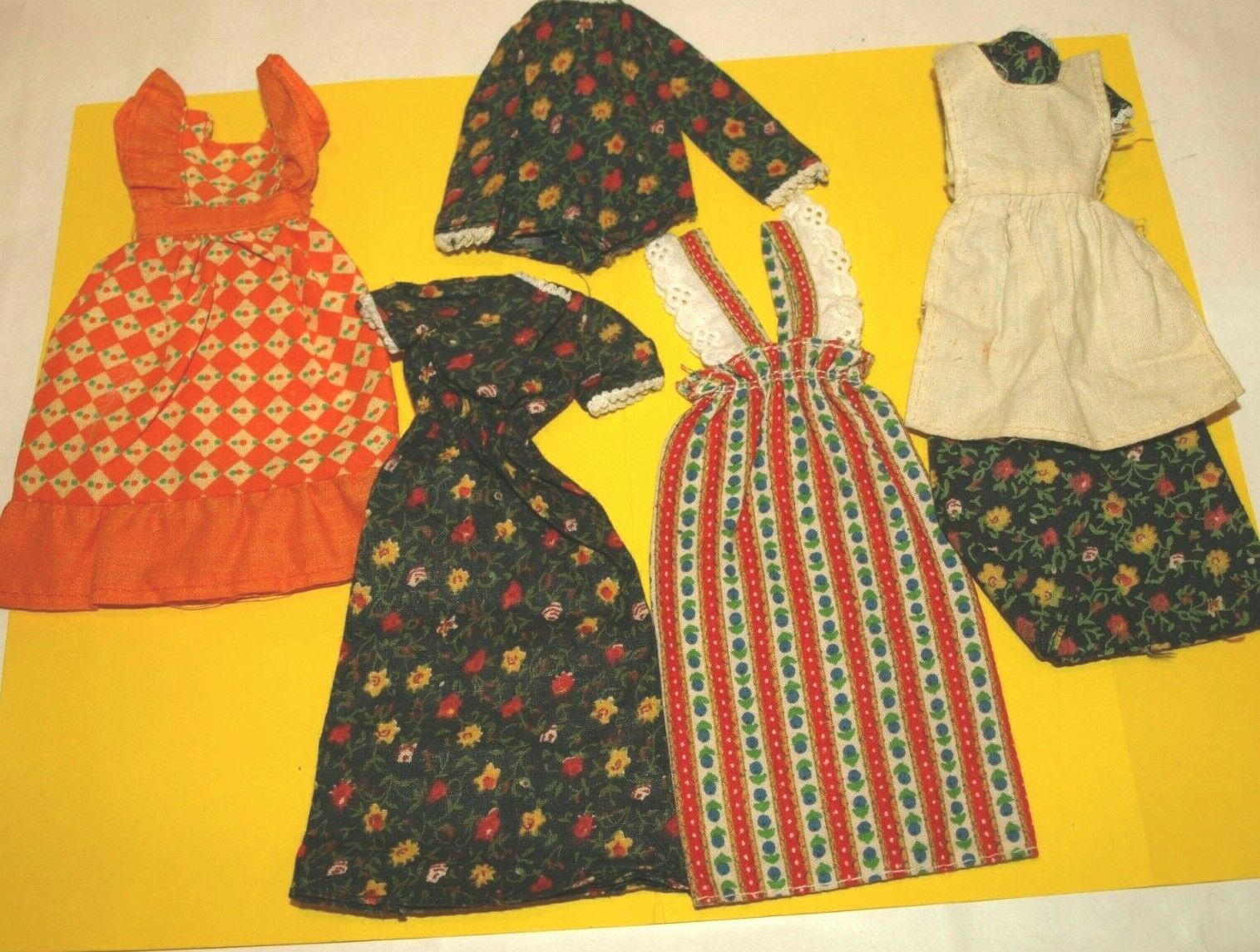 Vintage Sunshine Family Grandma & Stephie 6 Piece Clothes Lot, Clean