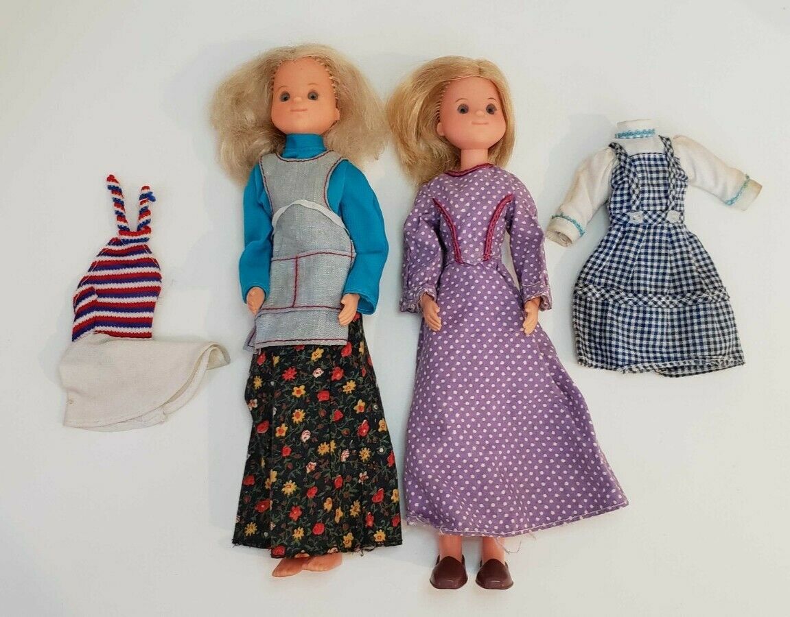 Vintage Sunshine Family Dolls And Clothes. 1970s Mattel