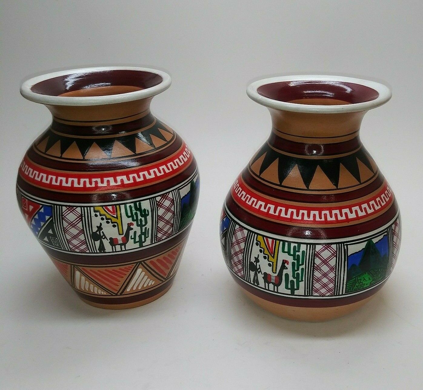 2x Cusco Peru Pottery Ceramic Hand Crafted Hand Painted Vases