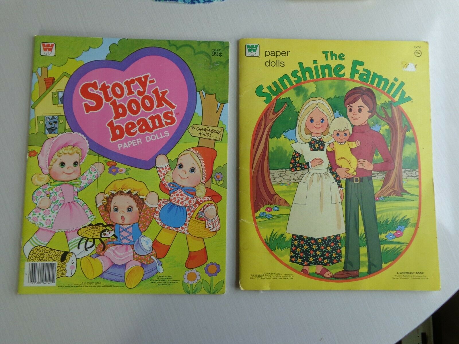 Lot Of 2 Whitman Paper Dolls The Sunshine Family & Story Book Baby Beans