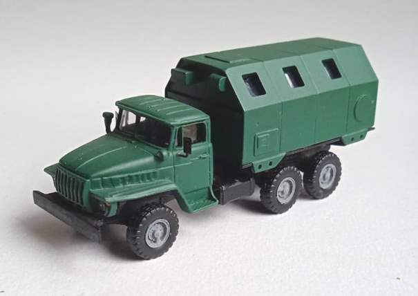 Tt Scale (1:120) Model Of The Russian/soviet Truck Ural-4320, With Kung Shelter