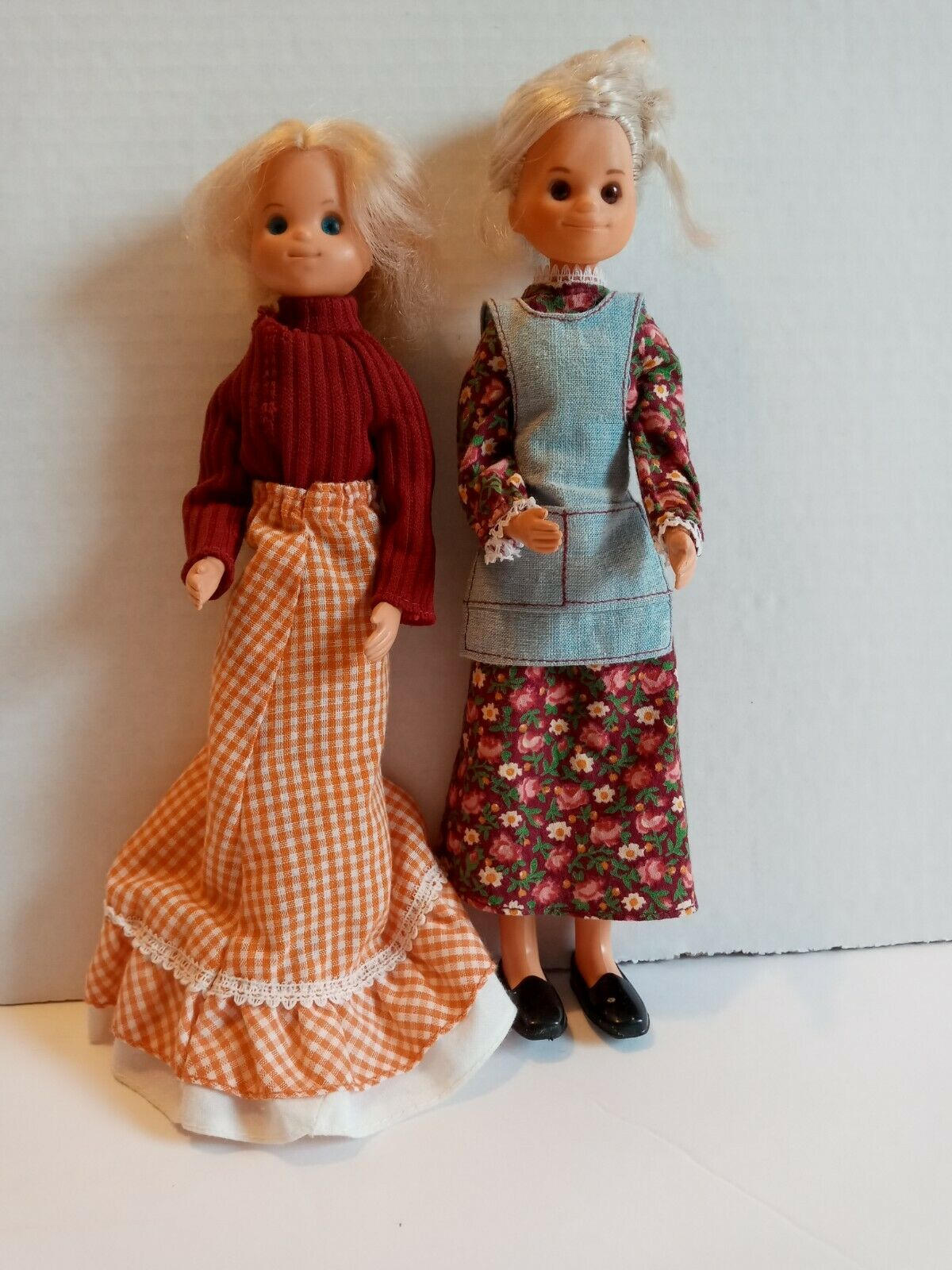 Vintage 1973 Mattel Sunshine Family 9" Dolls Mother And Grandmother